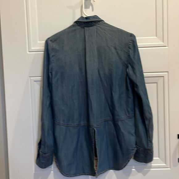 Anthropologie Cloth & Stone Chambray Top - Picture 4 of 5